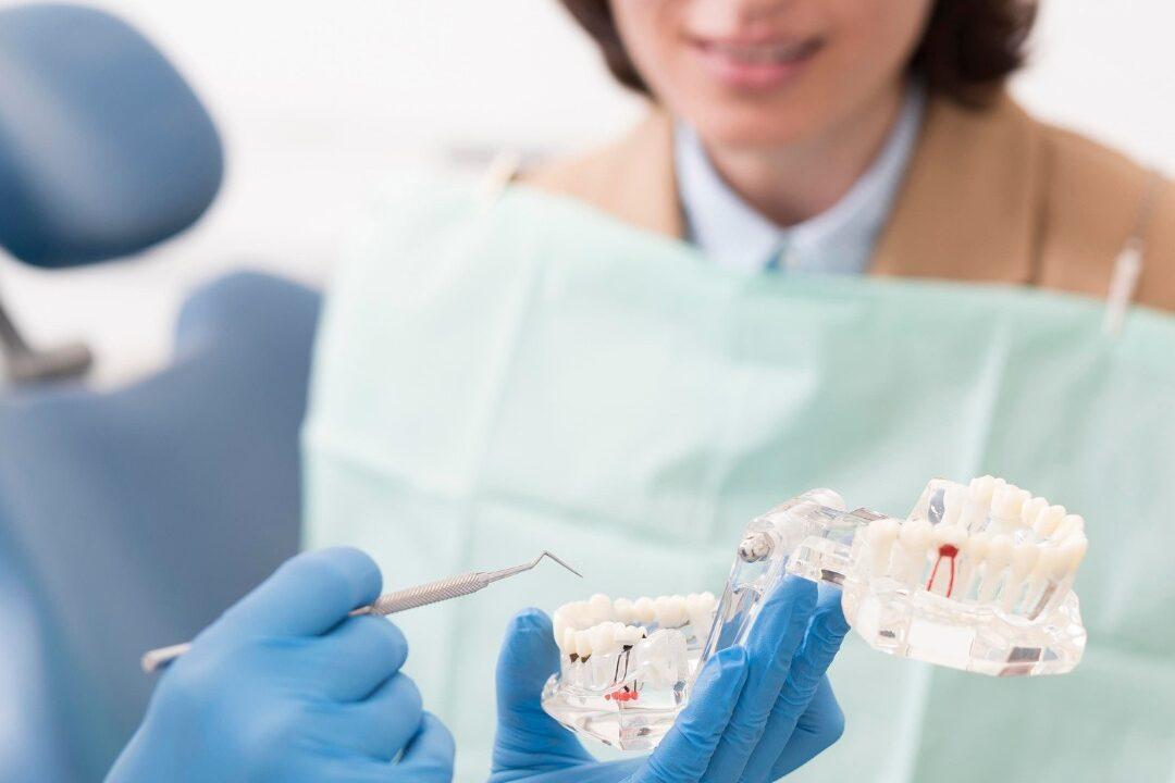 Pourquoi les inlays sont une solution thérapeutique moins invasive que les couronnes